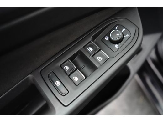Volkswagen Golf 1.4 eHybrid Style | Adaptive Cruise Control / Automaat / Ergo bestuurdersstoel (elektrisch verste... ActivLease financial lease