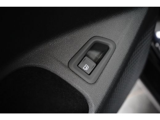 Volkswagen Golf 1.4 eHybrid Style | Adaptive Cruise Control / Automaat / Ergo bestuurdersstoel (elektrisch verste... ActivLease financial lease
