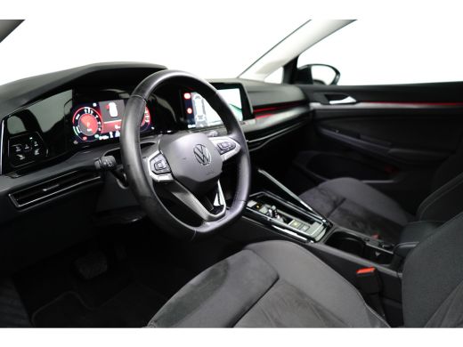 Volkswagen Golf 1.4 eHybrid Style | Adaptive Cruise Control / Automaat / Ergo bestuurdersstoel (elektrisch verste... ActivLease financial lease