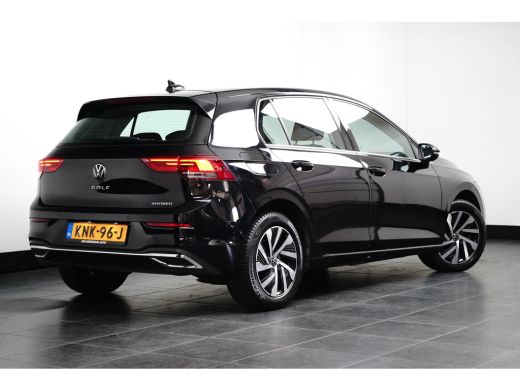 Volkswagen Golf 1.4 eHybrid Style | Adaptive Cruise Control / Automaat / Ergo bestuurdersstoel (elektrisch verste... ActivLease financial lease