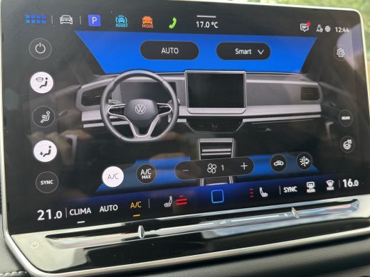 Volkswagen Tiguan 1.5 eTSI DSG LIFE GOAL 360&deg; CAMERA/IQ.LIGHT/TREKHAAK ActivLease financial lease