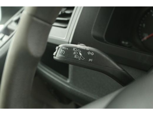 Volkswagen Transporter 2.0 TDI L2H1 | Dubbele Cabine | Airco | Cruise | Parkeersens. | Trekhaak ActivLease financial lease