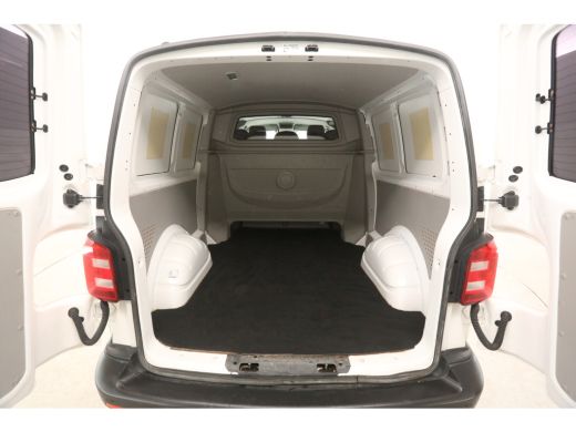 Volkswagen Transporter 2.0 TDI L2H1 | Dubbele Cabine | Airco | Cruise | Parkeersens. | Trekhaak ActivLease financial lease
