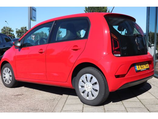 Volkswagen up! 1.0 65PK | Bandenspanningscontrolesysteem | Multimedia-voorbereiding | Rijstrooksensor ActivLease financial lease