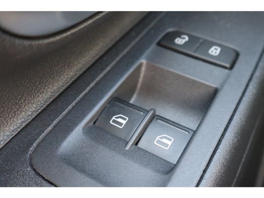 Volkswagen up! 1.0 65PK | Bandenspanningscontrolesysteem | Multimedia-voorbereiding | Rijstrooksensor ActivLease financial lease