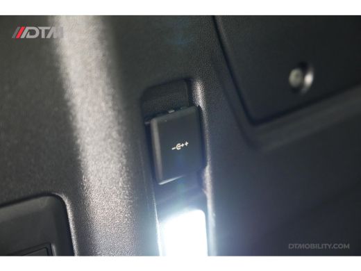 Land Rover Defender 2.0 P300e 110 X-Dynamic PHEV SE | NIEUW! | Leder | 360 | Garantie t/m 2029 ActivLease financial lease