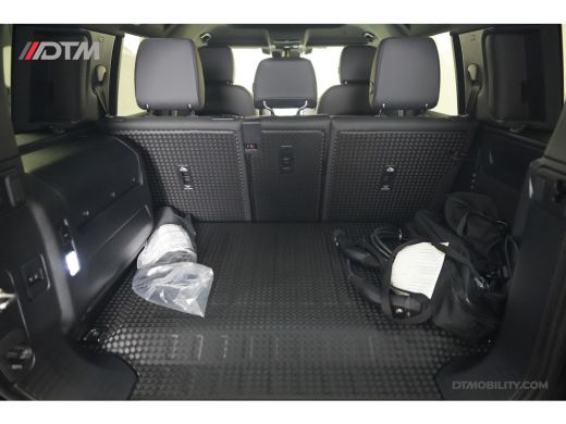 Land Rover Defender 2.0 P300e 110 X-Dynamic PHEV SE | NIEUW! | Leder | 360 | Garantie t/m 2029 ActivLease financial lease