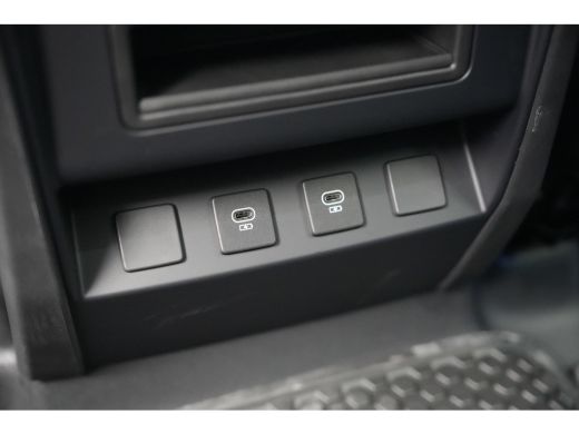 Land Rover Defender 2.0 P300e 110 X-Dynamic PHEV SE | NIEUW! | Leder | 360 | Garantie t/m 2029 ActivLease financial lease