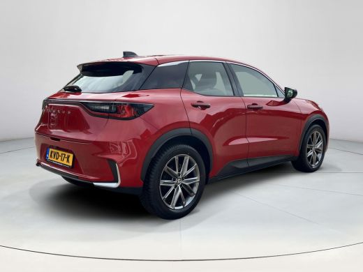 Lexus LBX 1.5 Business Line 2WD | Lederen bekleding | Stoel- + stuurverwarming | Carplay | Parkeersensoren | ActivLease financial lease