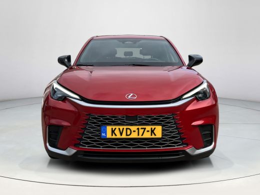 Lexus LBX 1.5 Business Line 2WD | Lederen bekleding | Stoel- + stuurverwarming | Carplay | Parkeersensoren | ActivLease financial lease