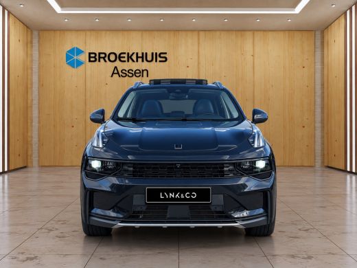 Lynk & Co 01 1.5 | Trekhaak | 360 Camera | Stoelverwarming | Panoramadak | Keyless Start / Entry | ActivLease financial lease