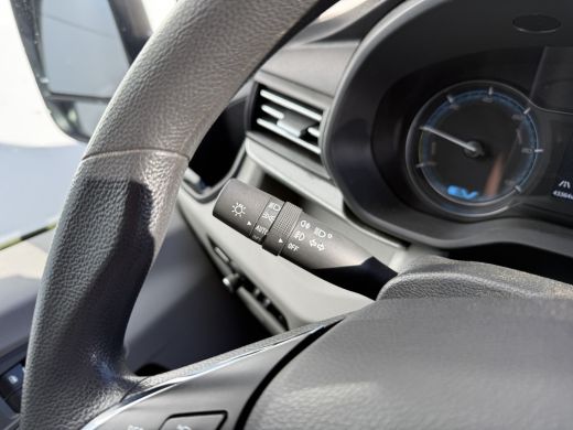 Maxus eDeliver9 65 kWh Elektrisch L4 172km WLTP Bakwagen LED Airco Adaptieve Cruise Camera Carplay Parkeersensore... ActivLease financial lease