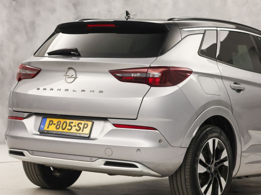 Opel Grandland 1.6 Turbo Plug-In Hybrid 4x4 Ultimate 224Pk Automaat (NAP, VIRTUAL COCKPIT, SOH 96,6%, APPLE CARP... ActivLease financial lease
