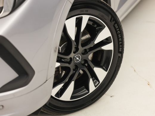 Opel Grandland 1.6 Turbo Plug-In Hybrid 4x4 Ultimate 224Pk Automaat (NAP, VIRTUAL COCKPIT, SOH 96,6%, APPLE CARP... ActivLease financial lease