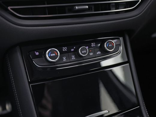 Opel Grandland 1.6 Turbo Plug-In Hybrid 4x4 Ultimate 224Pk Automaat (NAP, VIRTUAL COCKPIT, SOH 96,6%, APPLE CARP... ActivLease financial lease