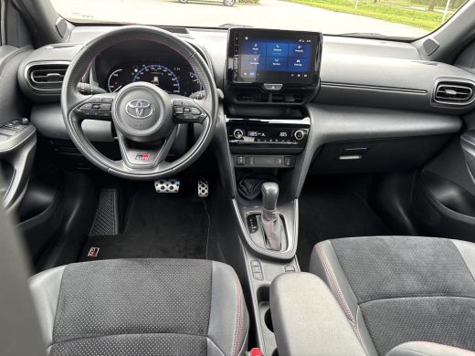 Toyota Yaris Cross 1.5 Hybrid GR Sport PANO | All-in prijs | Automaat | Panoramadak | apple/android auto ActivLease financial lease