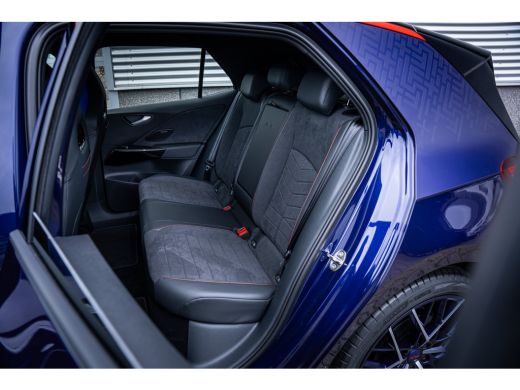 Volkswagen ID.3 GTX Limited Edition Fire & Ice | Speciale uitvoering ! | 326PK | Navigatie | Memory Seats | LED ActivLease financial lease