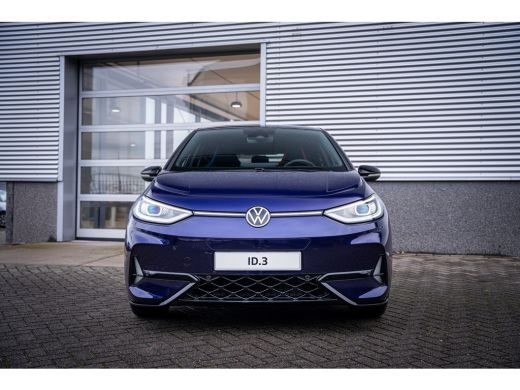 Volkswagen ID.3 GTX Limited Edition Fire & Ice | Speciale uitvoering ! | 326PK | Navigatie | Memory Seats | LED ActivLease financial lease