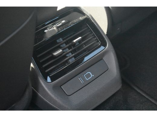 Volkswagen ID.4 Pro Limited Edition | 'App-Connect' draadloze smartphone integratie | Achterbank in ongelijke del... ActivLease financial lease