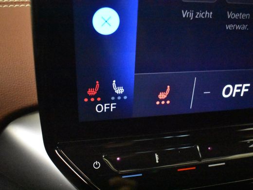 Volkswagen ID.5 Pro 77 kWh l Adaptief cruise control | SOH 98%  | App Connect | Navigatie | Stoel/stuurverwarming... ActivLease financial lease
