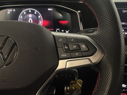Volkswagen Polo 2.0 TSI GTI TSI 210PK DSG GTI-SPORT IQ-LIGHT/PDC/CARPLAY  **** ActivLease financial lease