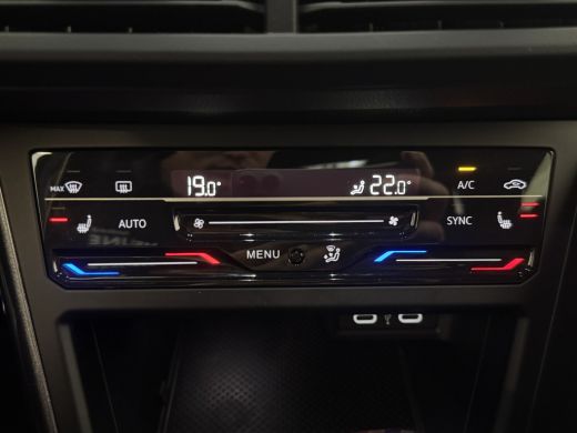 Volkswagen Polo 2.0 TSI GTI TSI 210PK DSG GTI-SPORT IQ-LIGHT/PDC/CARPLAY  **** ActivLease financial lease