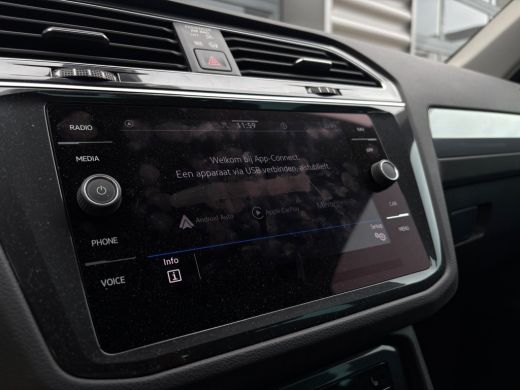 Volkswagen Tiguan 1.5 TSI 150 pk Life 7-DSG | Trekhaak | Cruise control adpatief | Apple Carplay | ActivLease financial lease