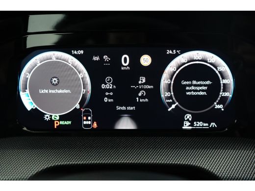 Volkswagen Golf VIII Lim. 1.5 eTSI 150PK 7-DSG R-Line l Panoramadak l Stoel Stuurverwarming l Adapt. Cr Control l... ActivLease financial lease