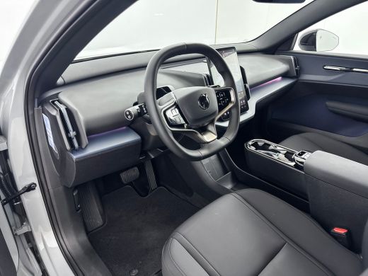 Volvo  EX30 Single Motor Extended Range Plus 69 kWh | 19" | Stoel/Stuurverwarming | Warmtepomp | Getint Glas ... ActivLease financial lease