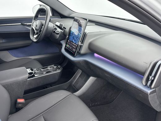 Volvo  EX30 Single Motor Extended Range Plus 69 kWh | 19" | Stoel/Stuurverwarming | Warmtepomp | Getint Glas ... ActivLease financial lease