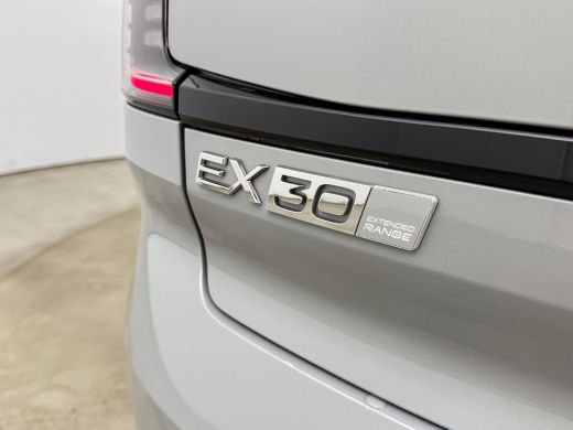Volvo  EX30 Single Motor Extended Range Plus 69 kWh | 19" | Stoel/Stuurverwarming | Warmtepomp | Getint Glas ... ActivLease financial lease