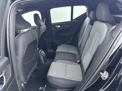 Volvo  XC40 T4 Recharge Plus | 18" | Trekhaak | Harman Kardon | Elektr. verst. Stoelen | Stoel/Stuurverwarmin... ActivLease financial lease