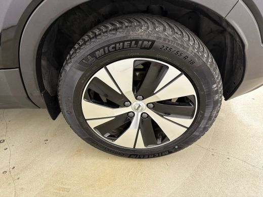 Volvo  XC40 T4 Recharge Plus | 18" | Trekhaak | Harman Kardon | Elektr. verst. Stoelen | Stoel/Stuurverwarmin... ActivLease financial lease