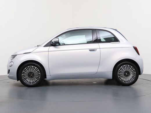 Fiat 500 ICON | 10,25" touchscreen radio met Bluetooth, DAB & USB | Automatische airconditioning | Isofix ... ActivLease financial lease