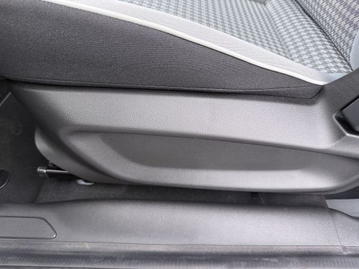 Fiat 500 ICON | 10,25" touchscreen radio met Bluetooth, DAB & USB | Automatische airconditioning | Isofix ... ActivLease financial lease