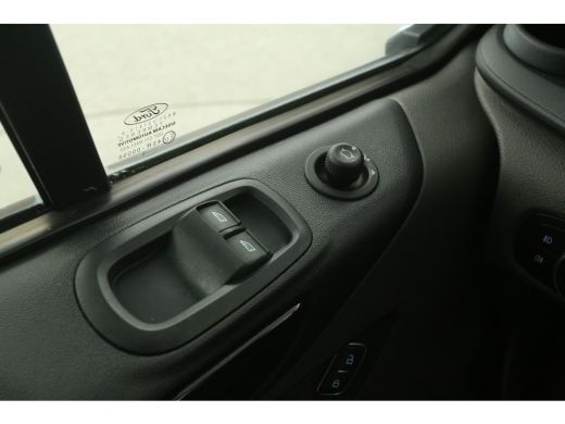 Ford Transit Custom 2.0 TDCI L1H1 170PK Limited | Automaat | Airco | Camera | Cruise | 3 Zits | Trekhaak | Carplay | ... ActivLease financial lease