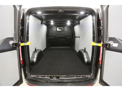 Ford Transit Custom 2.0 TDCI L1H1 170PK Limited | Automaat | Airco | Camera | Cruise | 3 Zits | Trekhaak | Carplay | ... ActivLease financial lease