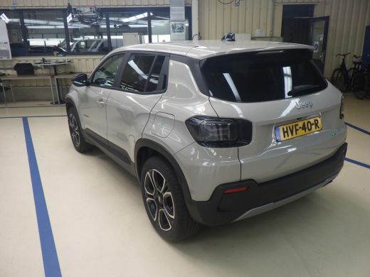 Jeep Avenger 1.2 e-Hybrid Summit | Navigatie | Camera | Elektrische Achterklep | Keyless | Parkeersensoren | A... ActivLease financial lease