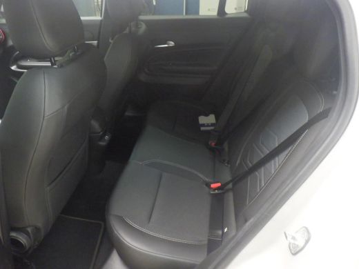Jeep Avenger 1.2 e-Hybrid Summit | Navigatie | Camera | Elektrische Achterklep | Keyless | Parkeersensoren | A... ActivLease financial lease