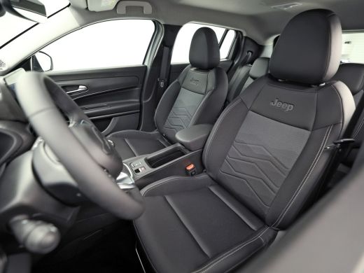 Jeep Avenger 1.2 Longitude (VIRTUAL COCKPIT, APPLE CARPLAY, 360 CAMERA, GETINT GLAS, SPORTSTOELEN, KEYLESS, AD... ActivLease financial lease