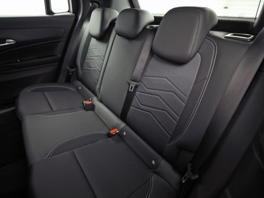 Jeep Avenger 1.2 Longitude (VIRTUAL COCKPIT, APPLE CARPLAY, 360 CAMERA, GETINT GLAS, SPORTSTOELEN, KEYLESS, AD... ActivLease financial lease