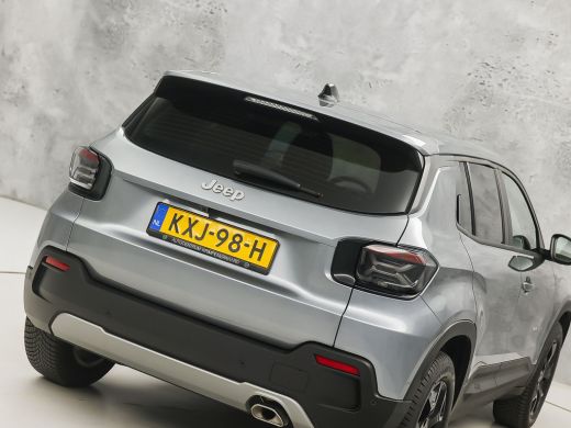 Jeep Avenger 1.2 Longitude (VIRTUAL COCKPIT, APPLE CARPLAY, 360 CAMERA, GETINT GLAS, SPORTSTOELEN, KEYLESS, AD... ActivLease financial lease