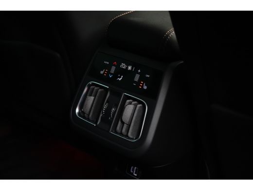Maserati Grecale AWD Folgore 105kWh l Luchtvering l 360 gr Camera l High End Sound l Panoramadak l Stoelverkoeling... ActivLease financial lease