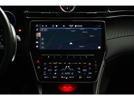 Maserati Grecale AWD Folgore 105kWh l Luchtvering l 360 gr Camera l High End Sound l Panoramadak l Stoelverkoeling... ActivLease financial lease