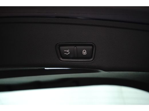 Maserati Grecale AWD Folgore 105kWh l Luchtvering l 360 gr Camera l High End Sound l Panoramadak l Stoelverkoeling... ActivLease financial lease