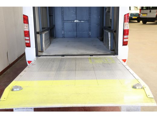 Mercedes-Benz Sprinter 2.2 CDI AUTOMAAT LAADKLEP POST NL ActivLease financial lease