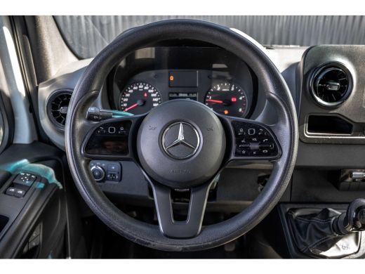 Mercedes-Benz Sprinter 311 CDI RWD L2H2 | Volledig Ingericht | Mbux | Camera | Climatronic ActivLease financial lease