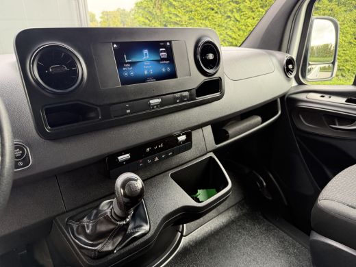 Mercedes-Benz Sprinter 315 150 PK 3.2 t / L1H1 / 2x SCHUIFDEUR / SORTIMO INRICHTING / CAMERA / CRUISE / AIRCO / CARPLAY ActivLease financial lease