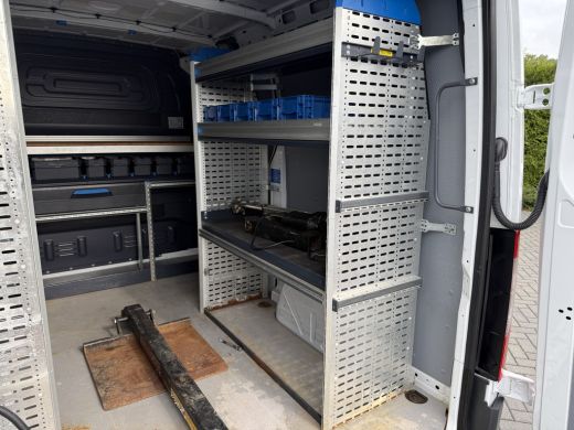 Mercedes-Benz Sprinter 315 150 PK 3.2 t / L1H1 / 2x SCHUIFDEUR / SORTIMO INRICHTING / CAMERA / CRUISE / AIRCO / CARPLAY ActivLease financial lease