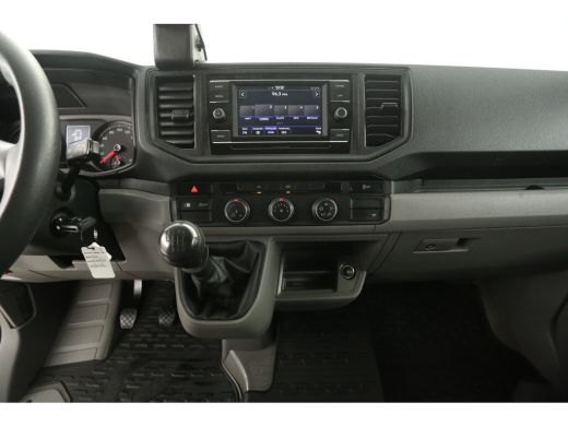 Mercedes-Benz Sprinter Volkswagen Crafter 2.0 TDI L3H3 | Koel/vrieswagen -20&deg; | 3000kg Trekgew. | Airco | Camera | Carpl... ActivLease financial lease